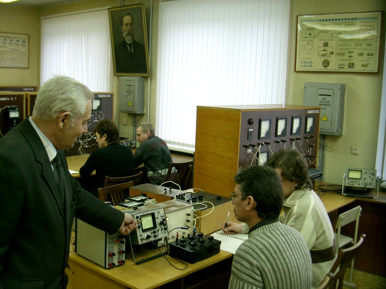 Нижегородский филиал. Бегагоин Эдуард Иосифович УРГУПС. МИИТ Нижегородский филиал. МИИТ лаборатория. МИИТ филиалы.