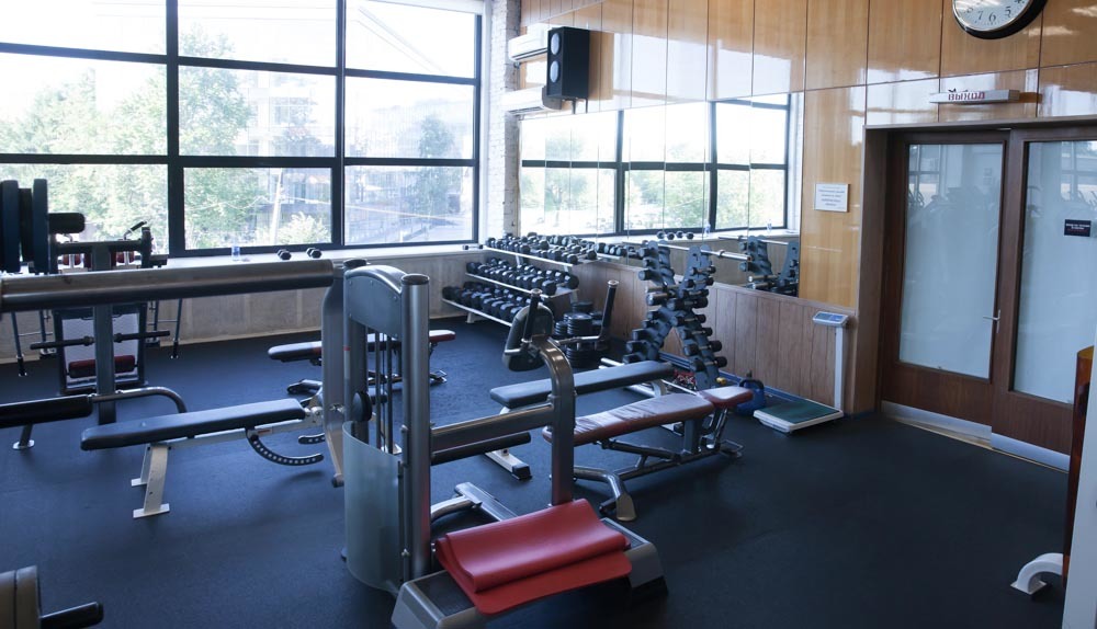 Фитнес петроградский район. Millennium Palace Marina 4 ОАЭ Марина. Millennium place Dubai Marina Hotel. Миллениум Палас Дубай. Robert Morris University.