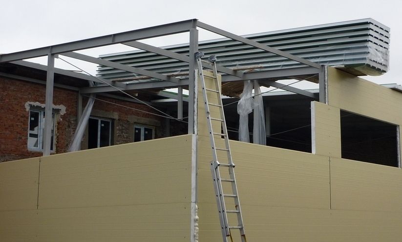 дома из каркас сэндвич. дом из сэндвич панелей. каркасные здания из сэндвич панелей. баня из сэндвич панелей. каркас из металла для сэндвич панелей.