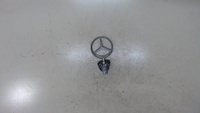 Эмблема Mercedes C W203
